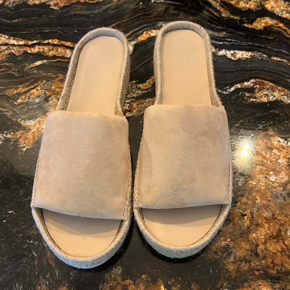 Vince sandals